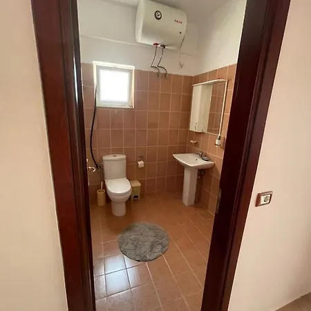 Lola's Sea View Apartamento Sarandë